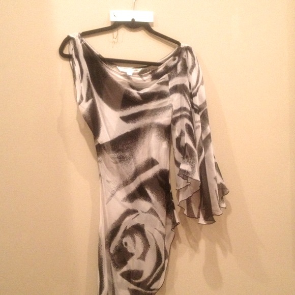 Diane Von Furstenberg SEXY Top Size 4 :: HOT - Picture 3 of 3